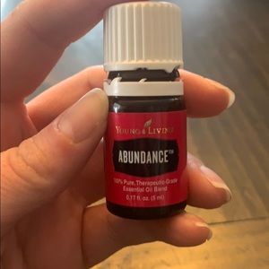 YL “Abundance” EO 5ml ***open bottle***